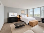 Walkable to McCormick Center/Studio/Sleeps 4
