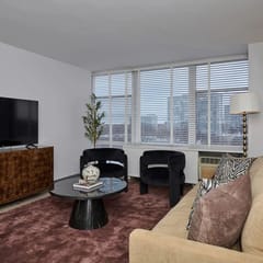 Modern 1BR Retreat | Rooftop * Gym + WiFi