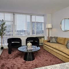 City Views Parks & Comfort 1BR Near McCormick