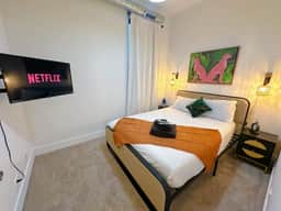 McCormick 3BR 2BA w/ Optional Parking *State St.