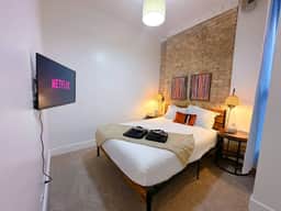 McCormick 3BR 2BA w/ Optional Parking *State St.