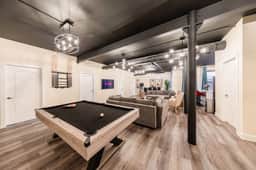 Chicago 4BR Hideaway Close to Downtown & Museums