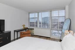 City Views Parks & Comfort 1BR | Near McCormick