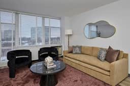 City Views Parks & Comfort 1BR | Near McCormick