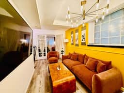 2BR Near Oak Street Shopping Chicago Gold Coast