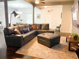 Chicago 3BR Huge Stay | McCormick Place + Ping Pong
