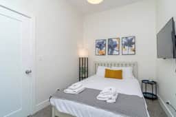 3BR Suite Near McCormick & Soldier Field | Smoke OK
