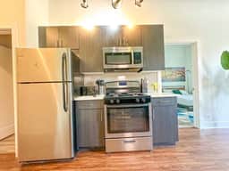 Cozy 3BR Chicago Retreat | Near McCormick Place