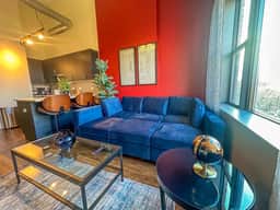 Cozy 3BR Modern Unit Smoke Ok *Near McCormick