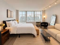 Downtown Chicago | Studio | Sleeps 4 - Image 4