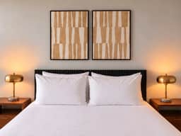 Golden Hour | Cozy Chicago Skyline | Sleeps 4 - Image 5