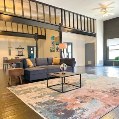 Luxury 5BR South Loop Near McCormick + Pool Table
