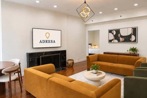 Modern suite w/fast Wi‑Fi & steps to Oak St Beach - Image 1