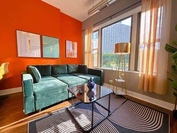 McCormick 3BR 2BA w/ Optional Parking *State St.