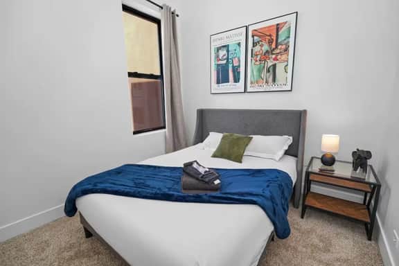 Modern 3BR Near McCormick Lakefront *Smoke Ok