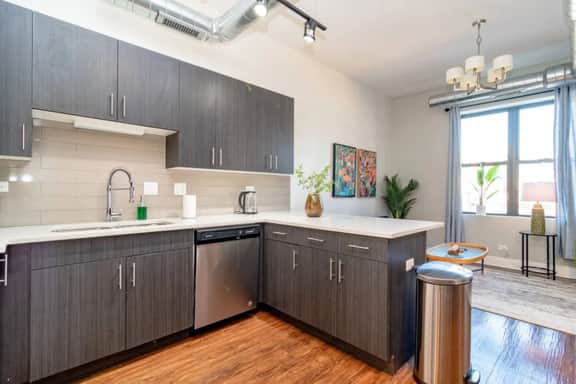 Smoke Ok 3BR Getaway | Near McCormick & Grant Park
