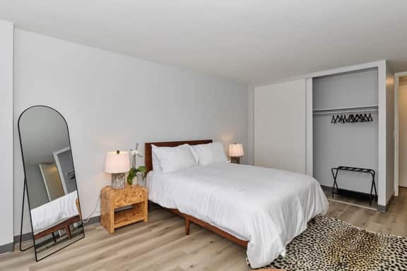 City Views Parks & Comfort 1BR | Near McCormick