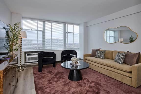 1BR Urban Retreat | Skyline Views - Image 2