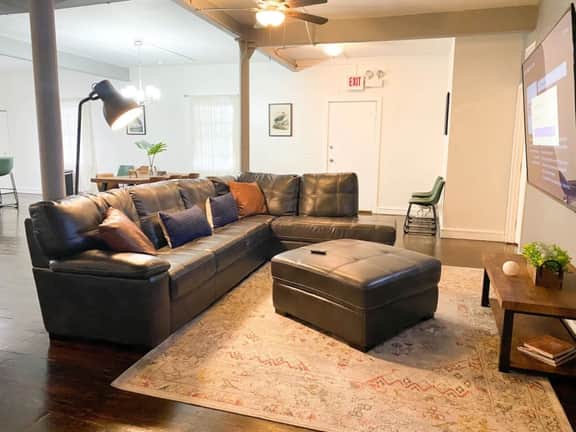 Chicago 3BR Huge Stay | McCormick Place + Ping Pong