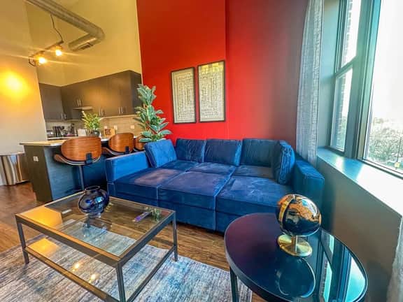 Cozy 3BR Modern Unit Smoke Ok *Near McCormick