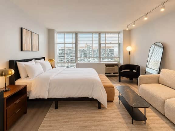 Downtown Chicago | Studio | Sleeps 4 - Image 4