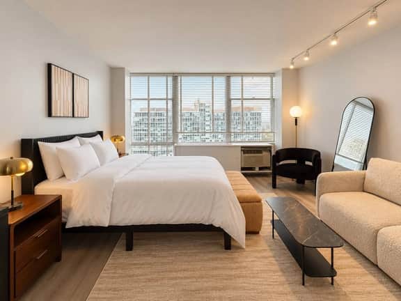 Downtown Chicago | Studio | Sleeps 4 - Image 4