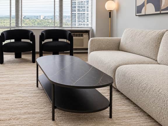 Golden Hour | Cozy Chicago Skyline | Sleeps 4 - Image 3