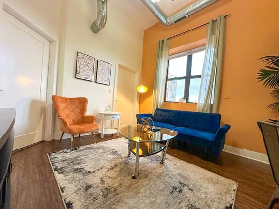 McCormick Cozy 3BR | Optional Parking